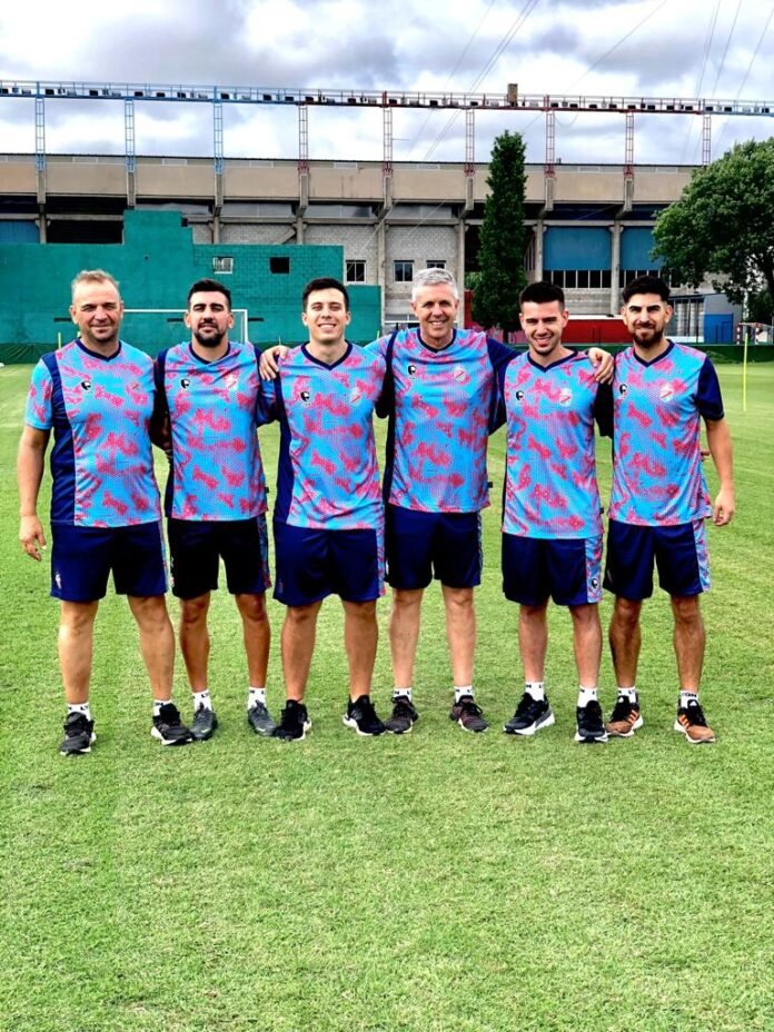 Cuerpo técnico Arsenal
