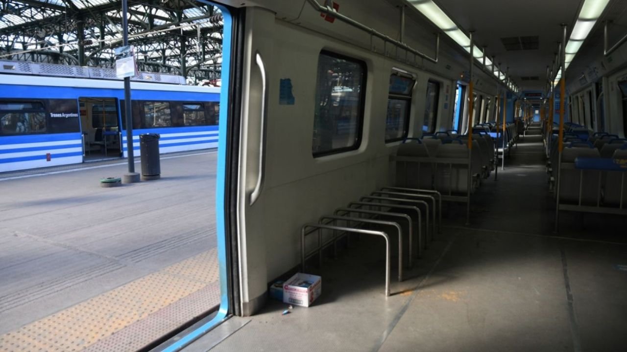 Habrá paro de trenes este martes. Los horarios en qué no habrá servicio