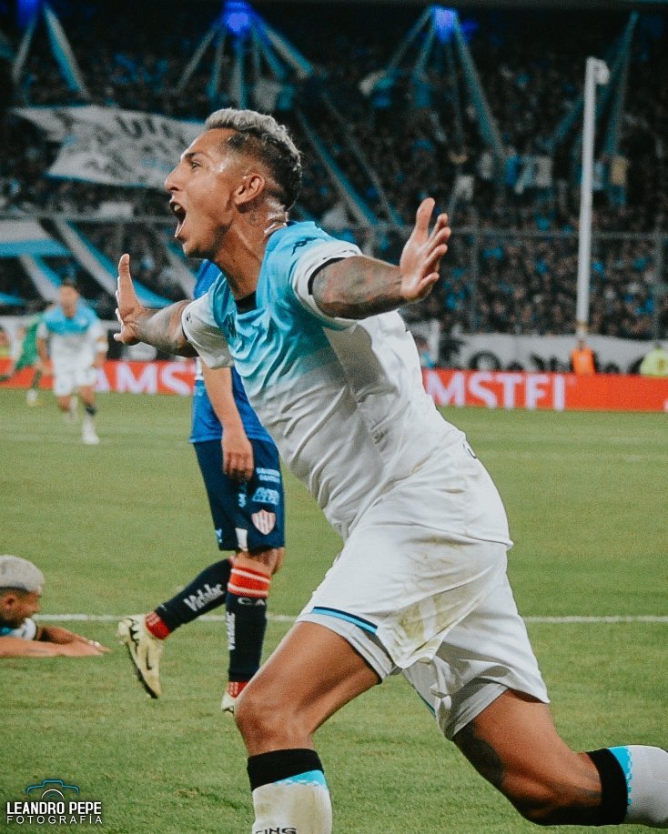 Racing venció a Unión y se afirma en la lucha por la punta