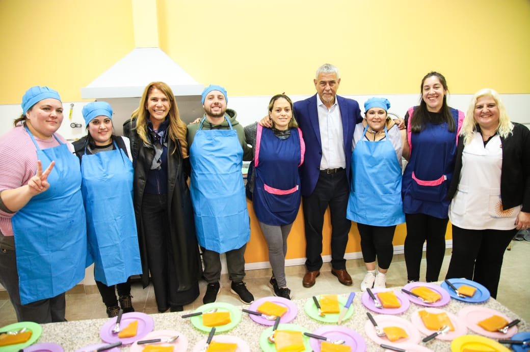 Avellaneda. Inauguran comedores de las escuelas N° 17 y 25