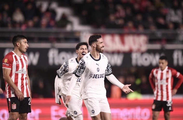 Independiente se trajo un triunfo valioso ante Estudiantes