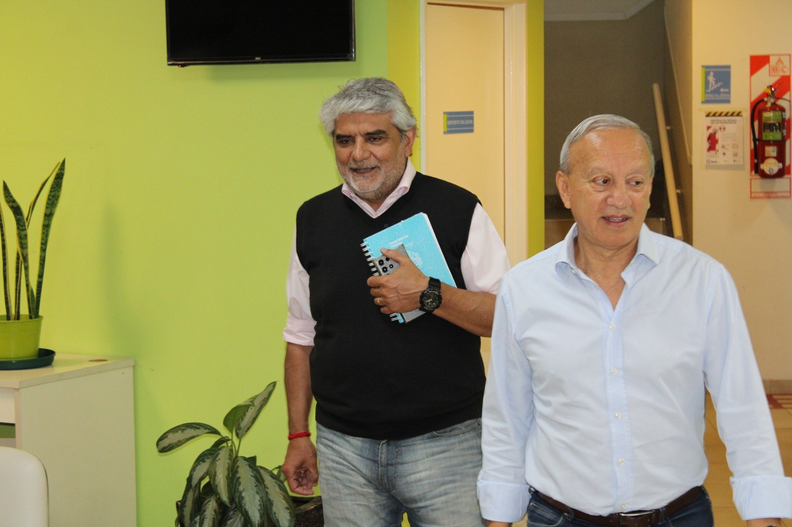 El ministro de Trabajo bonaerense Walter Correa visitó el SECLA