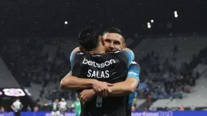 Gran partido de Racing que empató con Corinthians en la semifinal de ida de la CONMEBOL Sudamericana