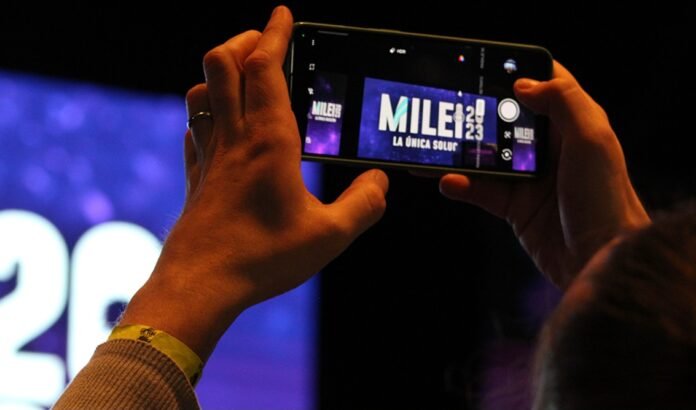 Una nueva ágora digital dirime la política argentina