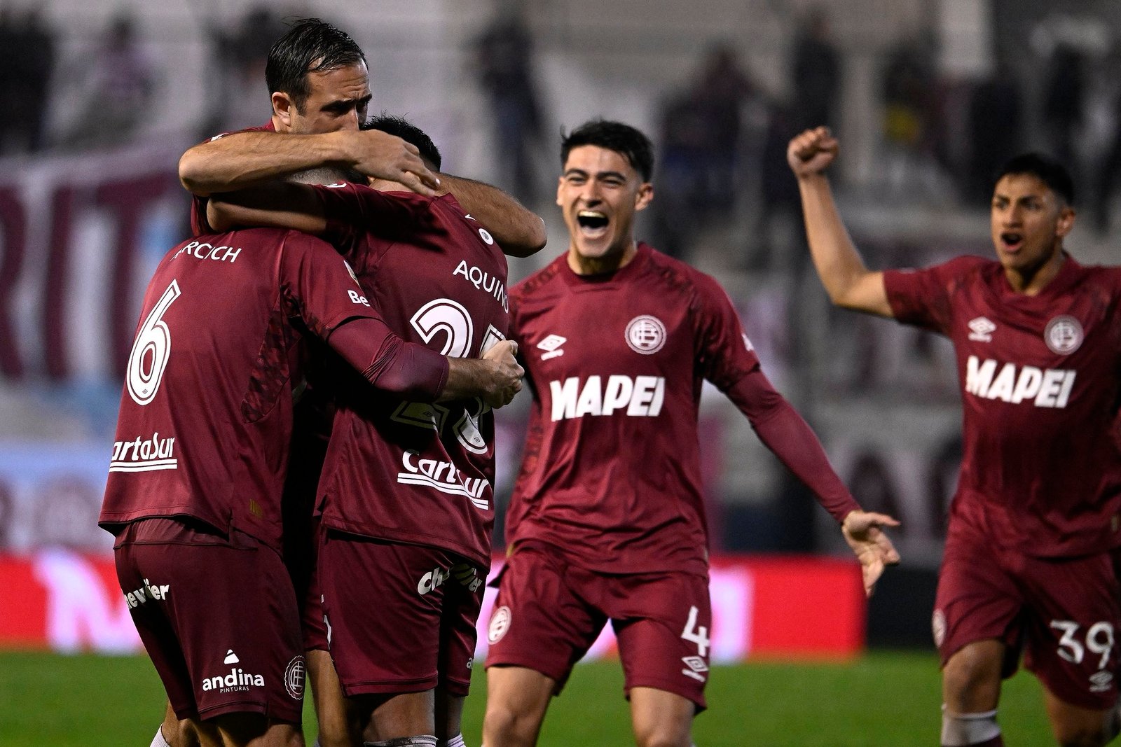 Copa Argentina | Lanús venció a Huracán, con autoridad está en cuartos de final