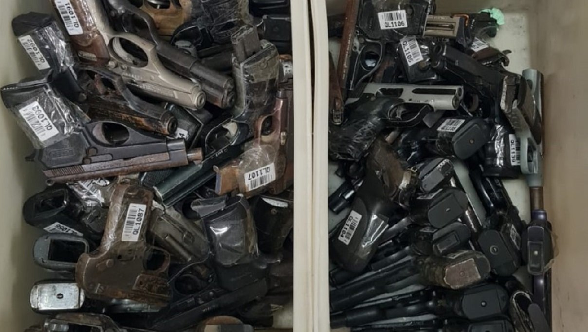 Decomisan armas en el Departamento Judicial de Quilmes