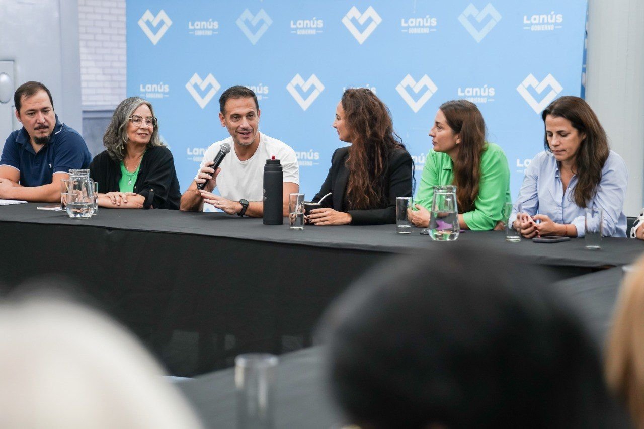 Lanús: Julián Álvarez lanzó la segunda edición del programa de salud integral para adolescentes