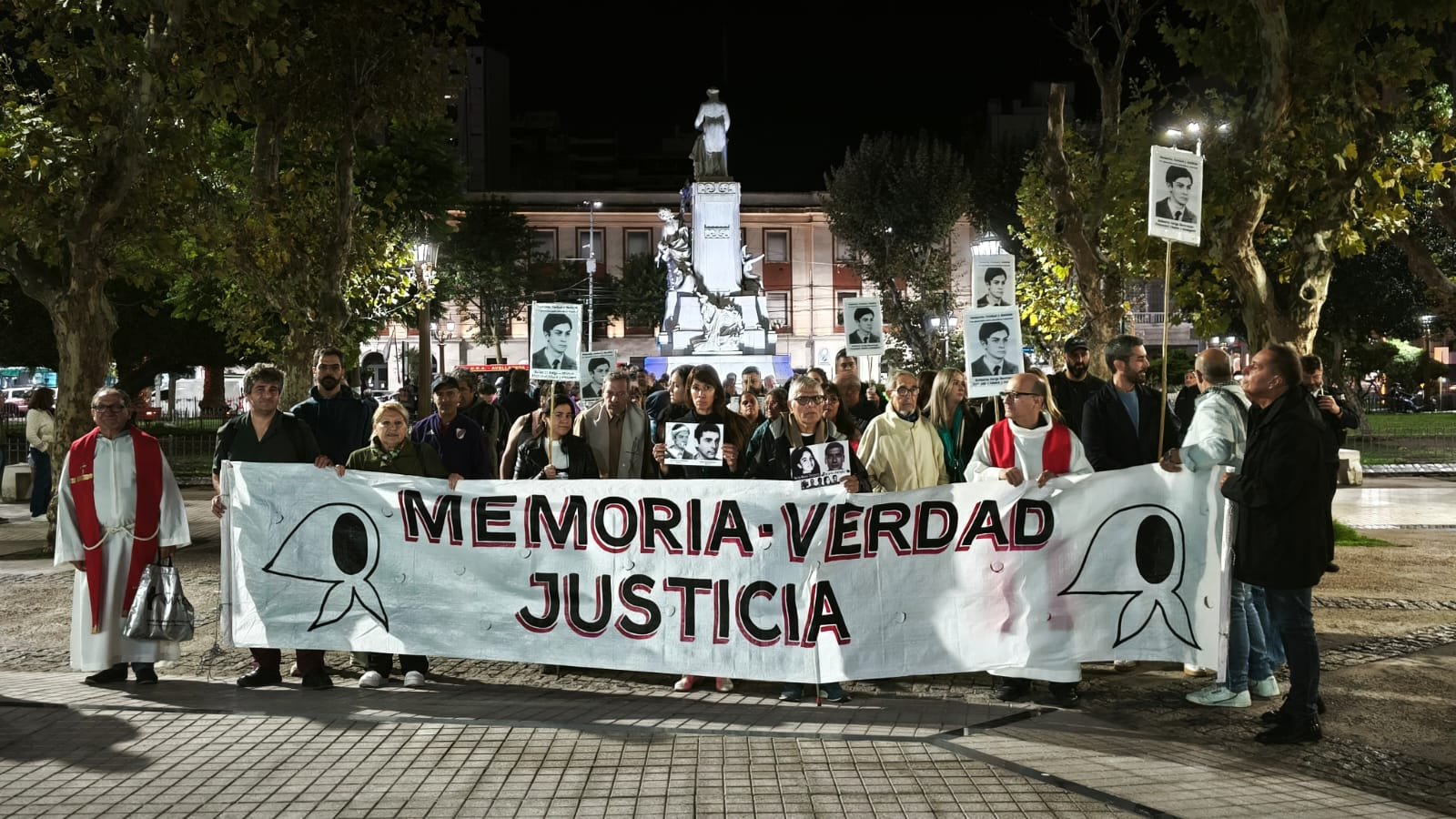 50 años del Golpe: Homenajean a cinco jóvenes católicos militantes en la Catedral de Avellaneda