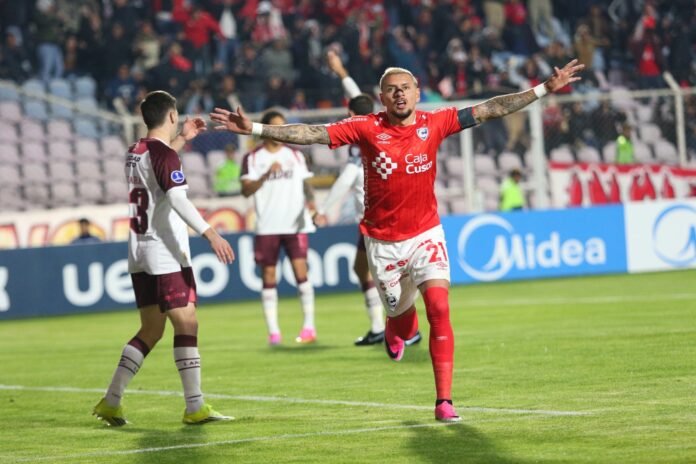 Lanús sufrió la altura de Cuzco: goleado y eliminado de la Copa Sudamericana