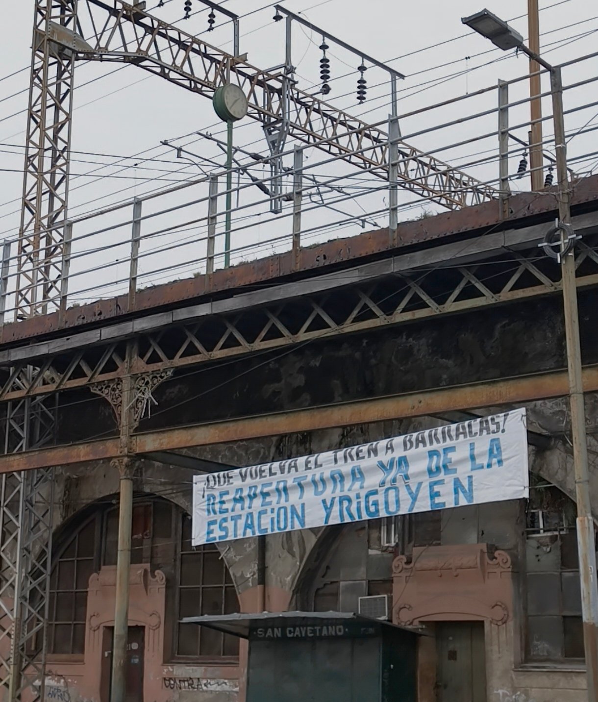 Barracas: reclaman la reapertura de la Estación Yrigoyen del tren Roca