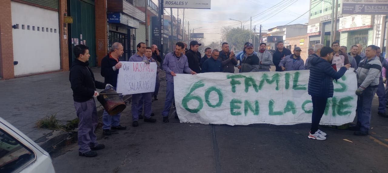 Crisis económica: Trabajadores de la metalúrgica Vaspia denuncian incumplimiento salarial y abandono empresarial
