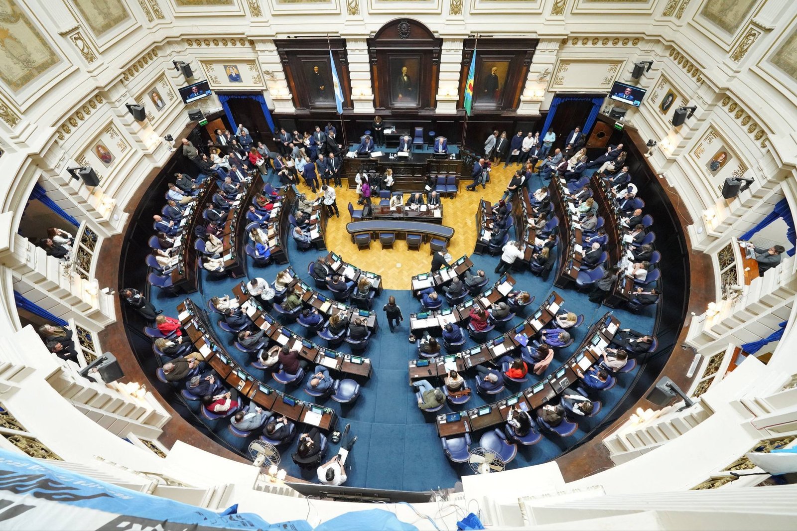 Provincia: Se sancionó la «Ley Ema», que aborda la violencia digital y el ciberacoso